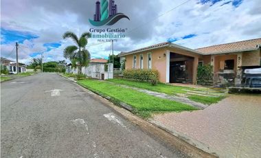 VENDO CASA RESIDENCIAL EN COQUITO HILLS