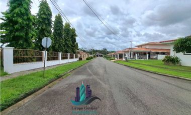 VENDO CASA RESIDENCIAL EN COQUITO HILLS