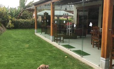 EN CHECHA, URBANIZACIÓN PAKAKUNA, SE VENDE HERMOSA CASA DE LUJO