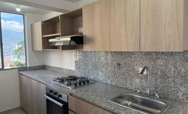 apartamento en arriendo en la cuenca. Cod A9432612