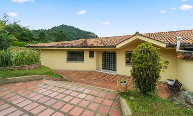 casa en venta en la vega. Cod V9412866