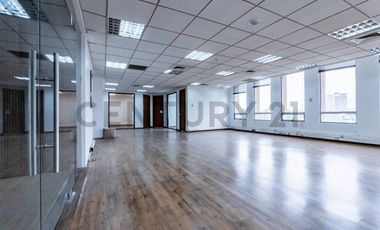 VENTA DE OFICINA, 5 PRIVADOS, CUIDAD EMPRESARIAL.