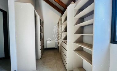 Casa en venta 4 dorm. en Villarrica