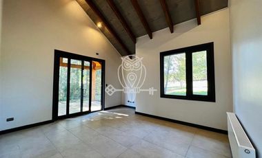 Casa en venta 4 dorm. en Villarrica