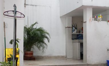 casa en venta en barrio blanco. Cod V11143