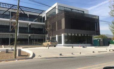 LOCAL COMERCIAL EN VENTA por la herradura CARRETERA NACIONAL