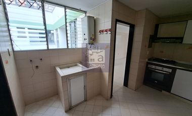 COD. 4130 - SE ARRIENDA APARTAMENTO - BARRIO: ANTONIA SANTOS