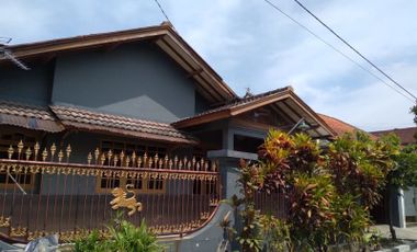 Dijual Rumah Strategis Di Dalam Komplek Di Metro Margahayu Bandung