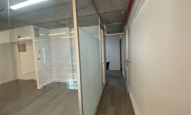 Oficina en Arriendo en Oficina dúplex 120 m2 en dos plantas