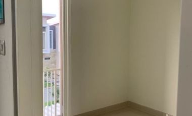 Puri Safira Regency Cluster Grand Shanaya Rumah Baru Gress 2lt
