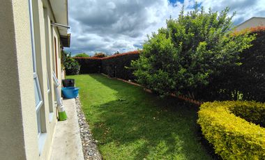 casa campestre en venta en quintas del molino. Cod V9224980