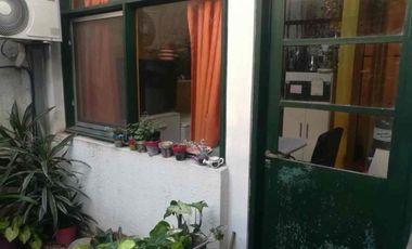 OPORTUNIDAD PRECIOSO DUPLEX 3 AMBIENTES CON  COCHERA JARDIN Y PATIO