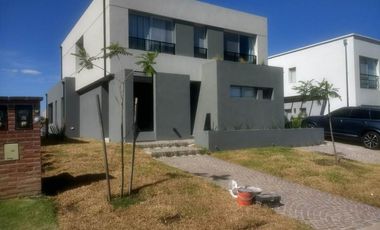Casa en venta en Castaños
