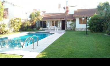 Chalet en Venta Ramos Mejia / La Matanza (A025 3088)