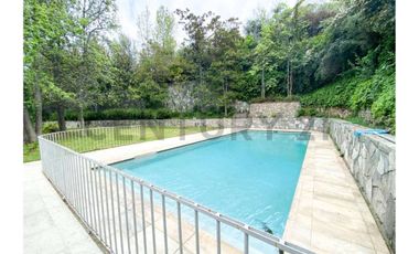 ARRIENDO CASA VITACURA LO CURRO CONDOMINIO