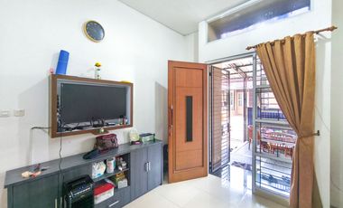 Rumah SHM Hadap Utara 14 Menit ke Living Plaza Pamulang Siap KPR J-38818