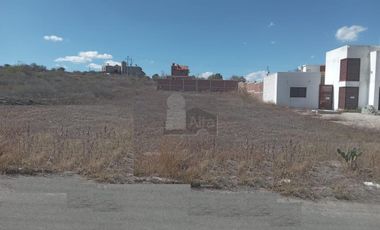 Terreno habitacional en venta en Fraccionamiento Campestre Lomas del Sur, Romita, Guanajuato