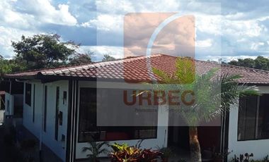 VENTA-Casa en venta en la ciudad del Puyo Parroquia 10 de Agosto