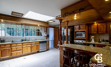 Casa en Venta, Colonia La Herradura en 3 Niveles