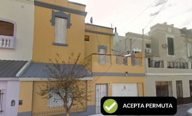 Casa  en Venta Caba / Buenos Aires (D038 1690)