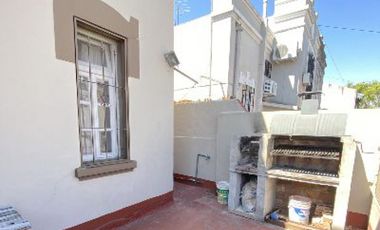 Casa  en Venta Caba / Buenos Aires (D038 1690)