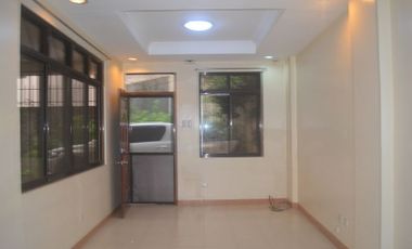 Lahug 3 bdrms unfurnished within the subdivision P27K