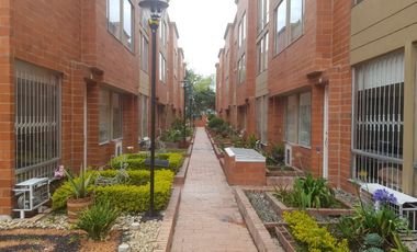 casa en arriendo en redil. Cod A2531
