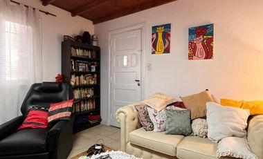 Chalet con dpto en venta