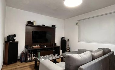 Chalet con dpto en venta