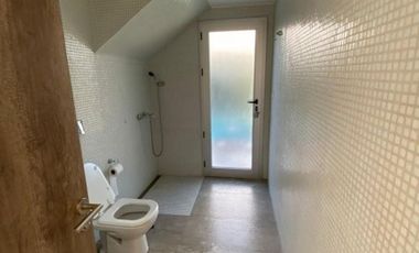 VENTA CASA 5 AMB CON PILETA   BRISAS DE ADROGUE