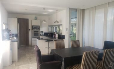 VENTA CASA 5 AMB CON PILETA   BRISAS DE ADROGUE