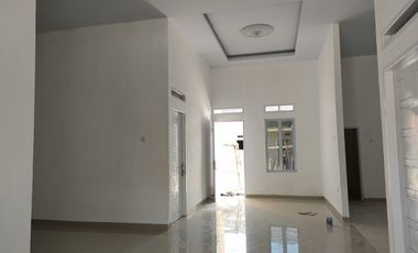 RUMAH TIPE 70 LOKASI JALAN DELIMA,BISA REQUES TATA RUANGAN