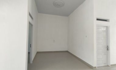 RUMAH TIPE 70 LOKASI JALAN DELIMA,BISA REQUES TATA RUANGAN