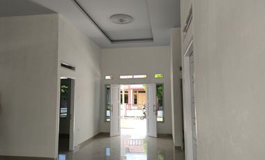RUMAH TIPE 70 LOKASI JALAN DELIMA,BISA REQUES TATA RUANGAN