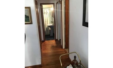 VENDO DEPARTAMENTO 4 AMBIENTES CON COCHERA PARA DOS VEHCULOS