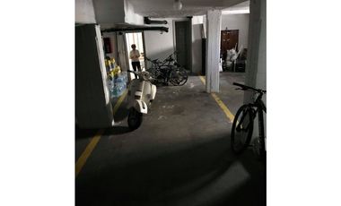 VENDO DEPARTAMENTO 4 AMBIENTES CON COCHERA PARA DOS VEHCULOS