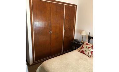 VENDO DEPARTAMENTO 4 AMBIENTES CON COCHERA PARA DOS VEHCULOS