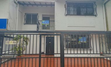 casa en arriendo en capri. Cod A120694