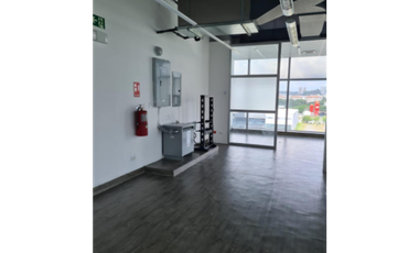 OFICINA DE 95 m2  CON ACABADOS EN SANTA MARIA BUSINESS CENTER 37E