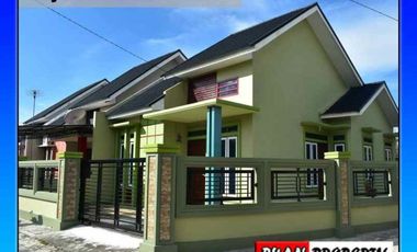 RUMAH SIAP HUNI DI JL PAUS ,POSISI DI HOOK