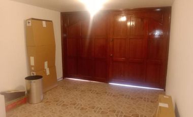casa en arriendo/venta en el refugio. Cod A1092023