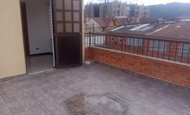 casa en arriendo/venta en el refugio. Cod A1092023