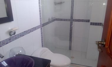 casa en arriendo/venta en el refugio. Cod A1092023