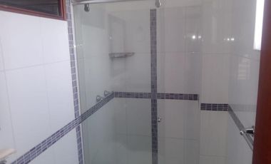 casa en arriendo/venta en el refugio. Cod A1092023