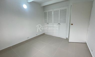 apartamento en arriendo en la salle. Cod A775931