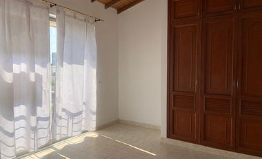 APARTAMENTO EXCELENTE UBICACION