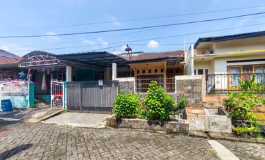 Rumah Luas di Bogor 4 Mnt ke Stasiun Cilebut 3 KT Hadap Timur J-44964