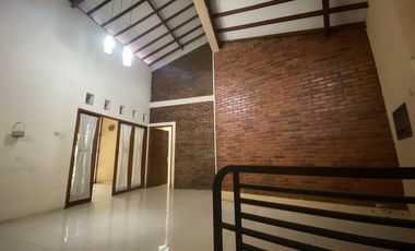 Rumah Luas di Bogor 4 Mnt ke Stasiun Cilebut 3 KT Hadap Timur J-44964