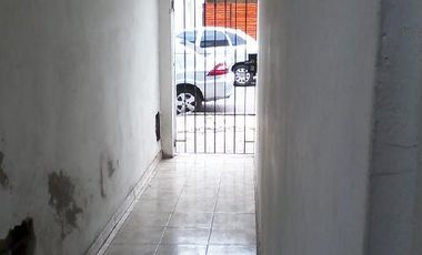 PH 2 amb. interno a 4 cuadras del centro de San Justo,