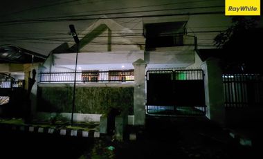 Disewakan Cepat Rumah Bangunan 1,5 Lantai Di Sutorejo Timur, Surabaya